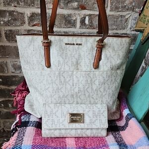 Michael Kors Signature Tote And Matching Wallet